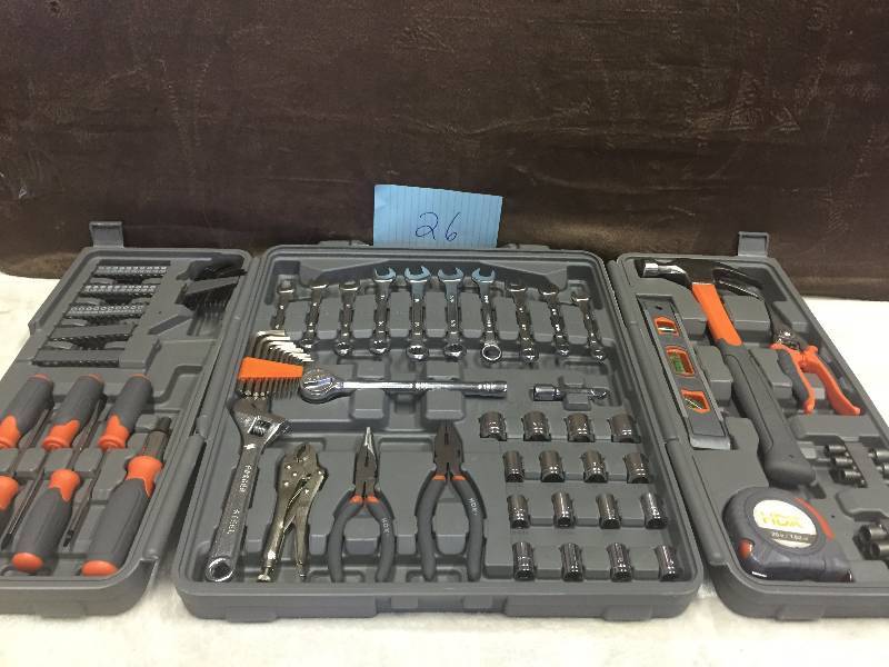 HDX 137 pc Homeowners tool set