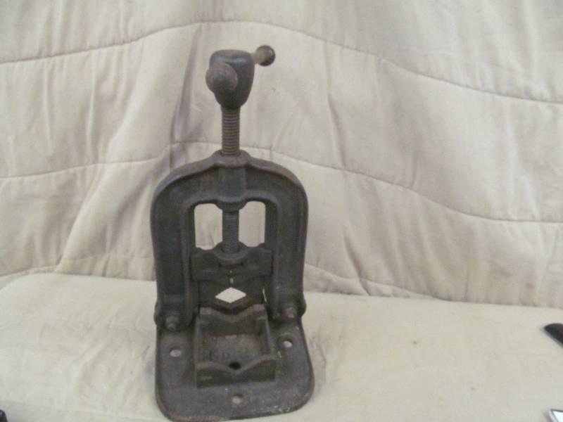 pipe clamp