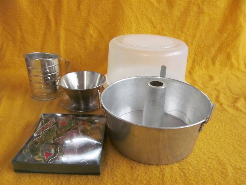 Cake Dishes