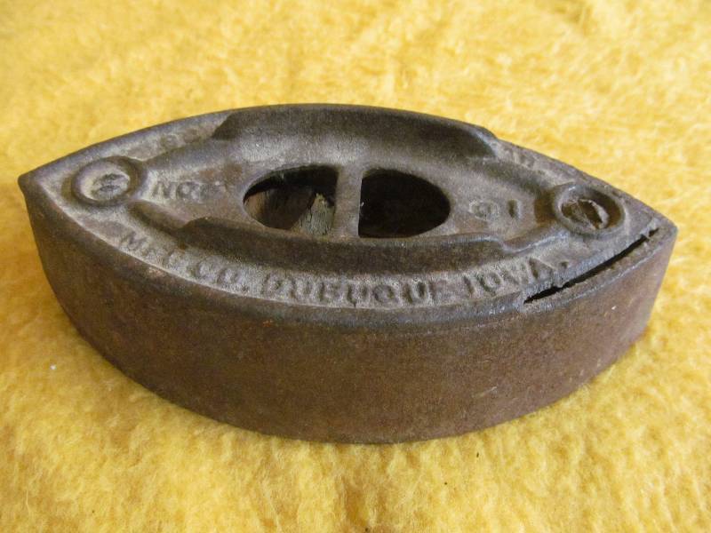 Sad iron
