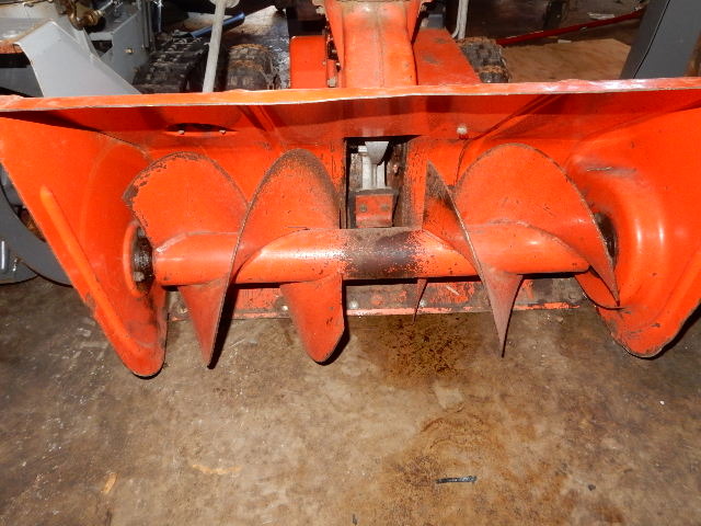 lot 7 image: Simplicity, SNOW AWAY, 2 Stage Snow Blower.