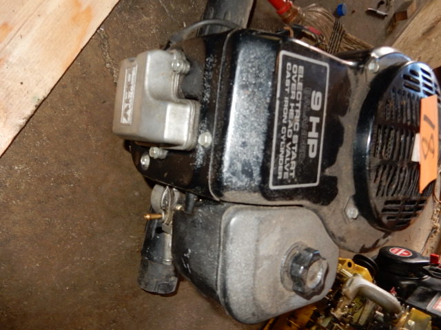 lot 18 image: 9.0  H.P. Electric Start OHV Cast Iron cylinder.. Motor