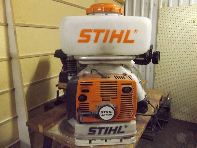 lot 253 image: STIHL BlowerSprayer