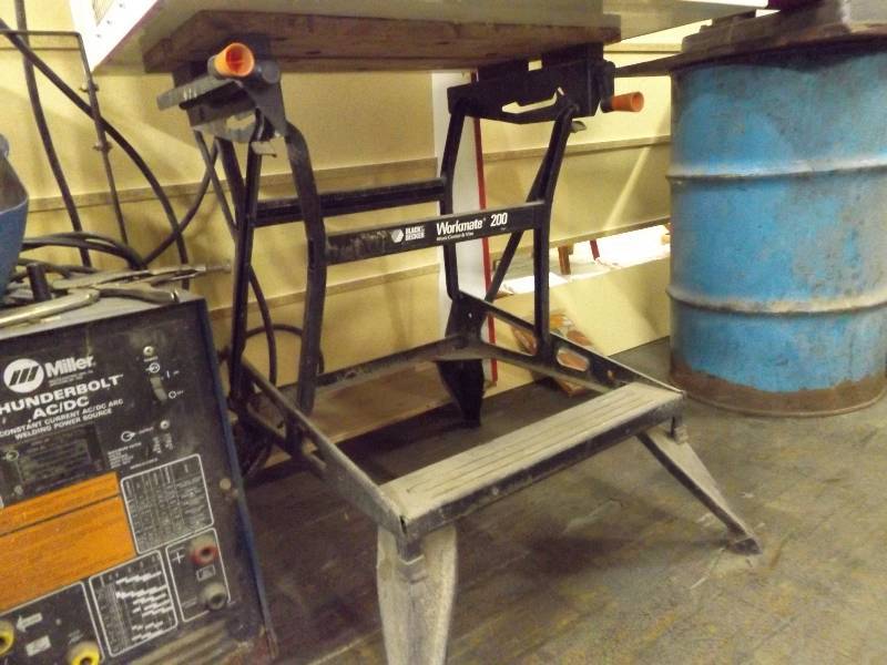 lot 259 image: Work Center & Vise