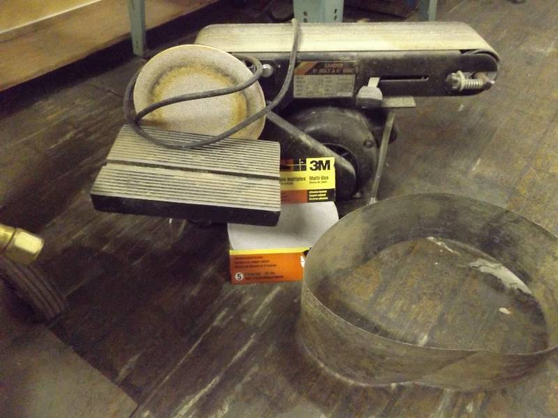 lot 262 image: Belt Sander