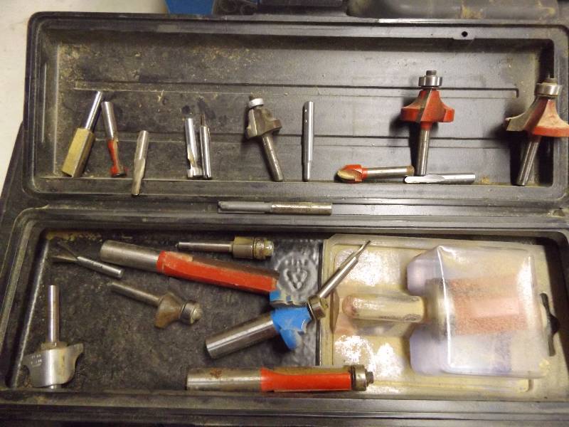 lot 277 image: Router Bits