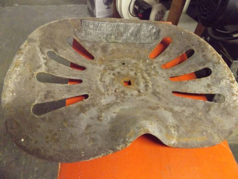 lot 230 image: Acme No. 23 Tractor Seat