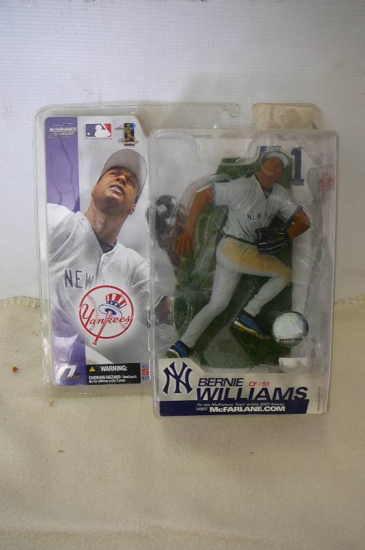 MLB Series 7 Bernie Williams