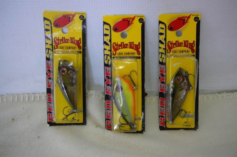 Red Eye Shad Strike King 3 Count