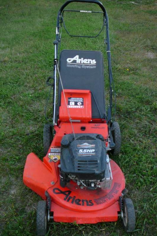 Ariens Self Propelled Mower Lawn Mowers/Snowblower 264 KBID