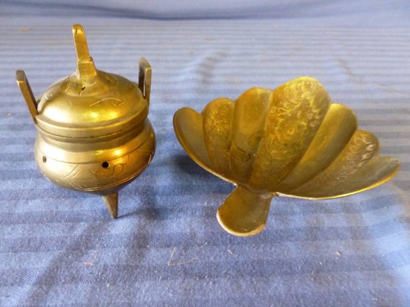 lot 14 image: Cast Brass