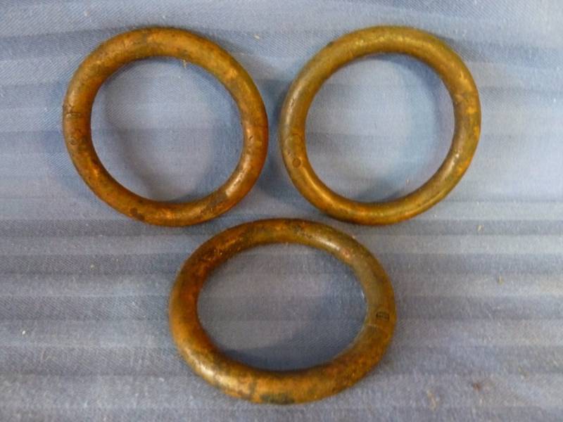 lot 16 image: Vintage Copper Bull Rings