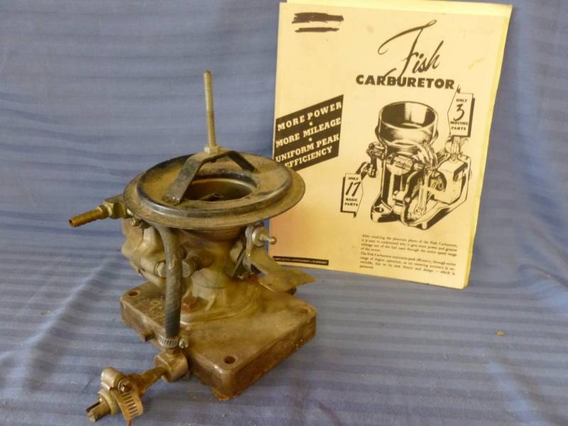 lot 19 image: Large Fish Carburetor