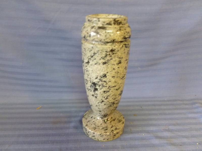 lot 25 image: Granite Vase