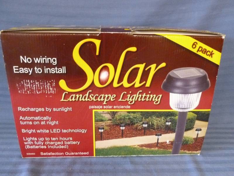 lot 39 image: Solar Lights