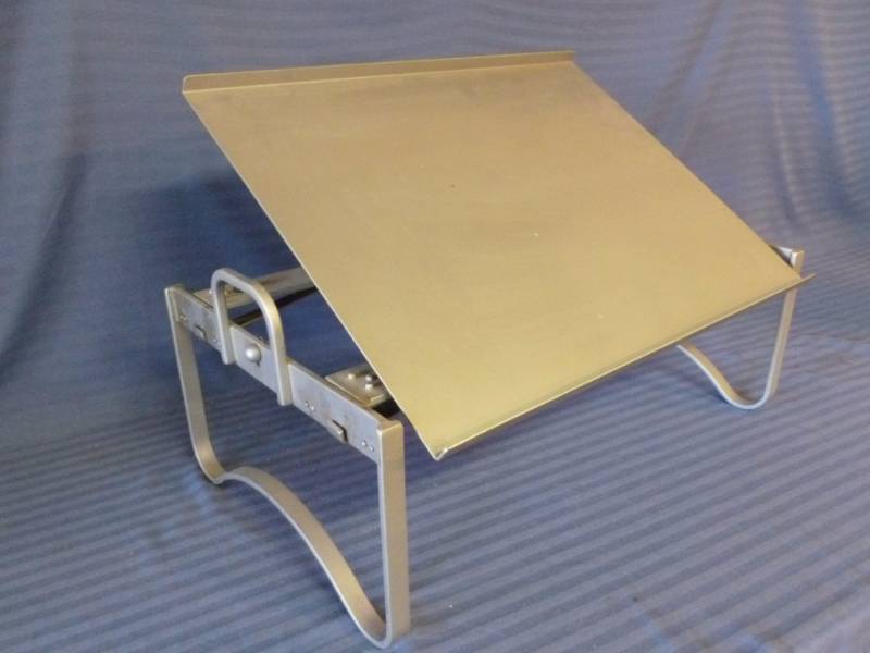 lot 53 image: Portable Architect Table