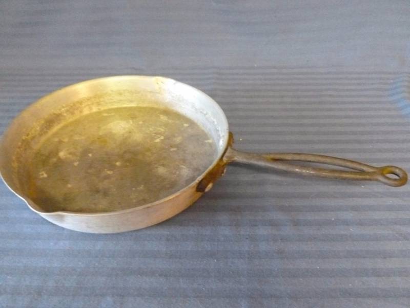 lot 73 image: Vintage Kitchen