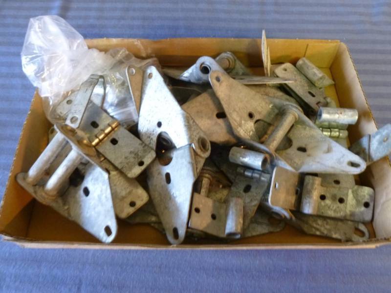 lot 92 image: Garage Door Parts