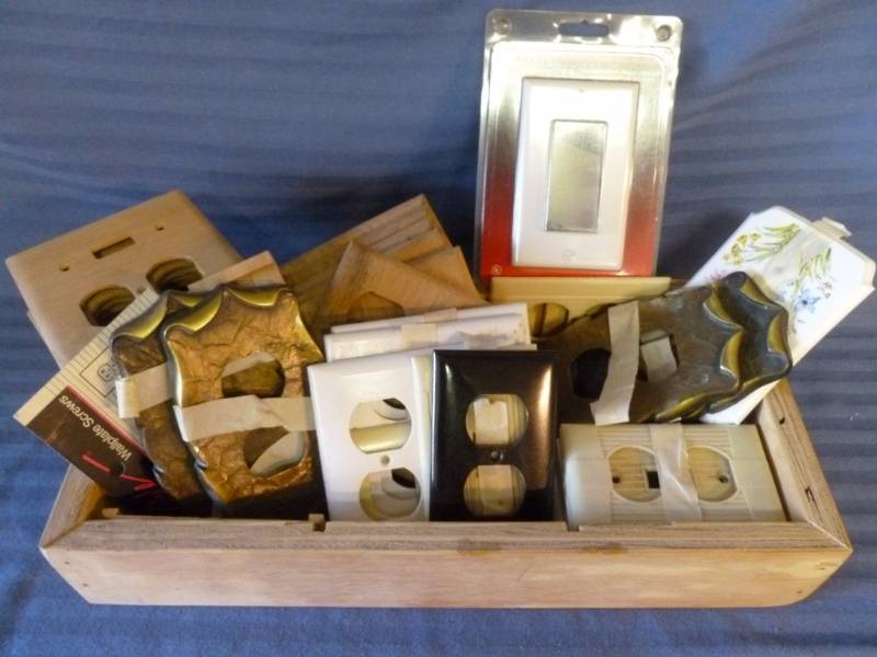 lot 108 image: Light Switch Covers