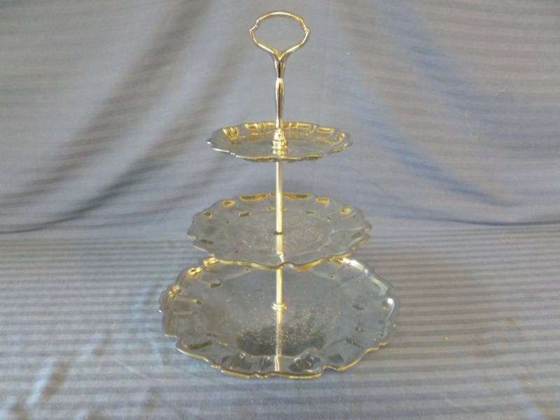 lot 127 image: Kitchen