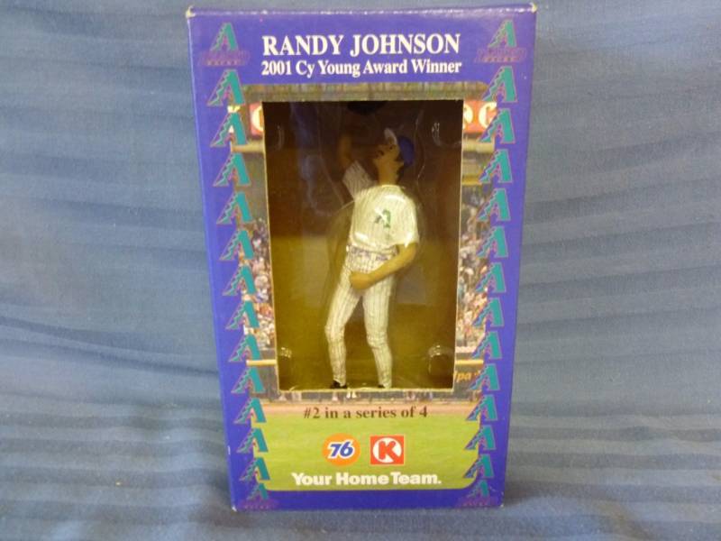 lot 142 image: Baseball Collectible