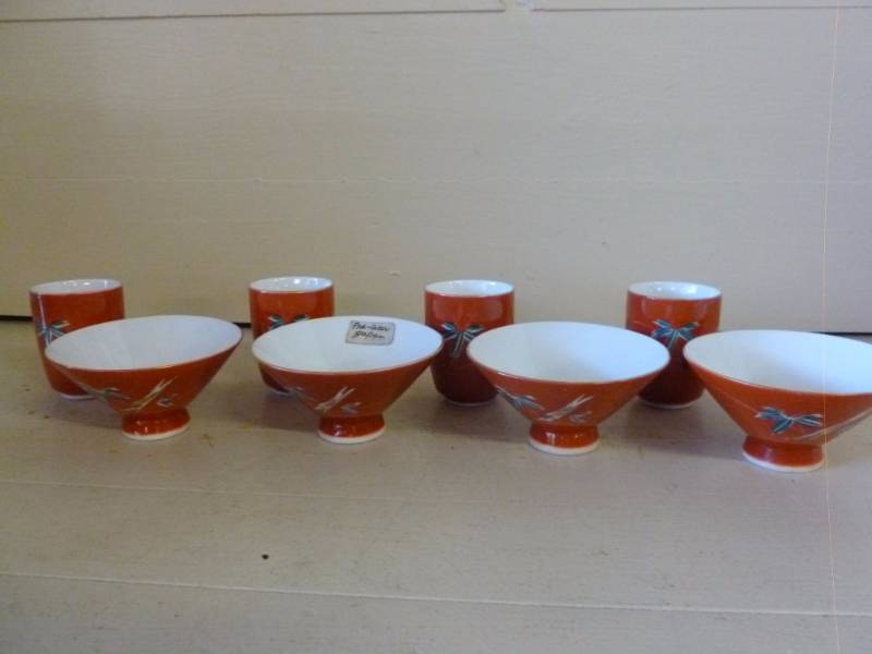 lot 158 image: Vintage China Set