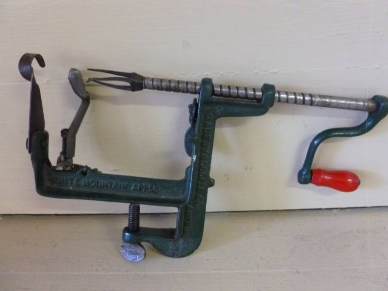 lot 159 image: Apple Peeler