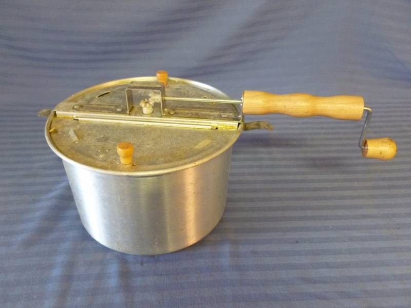 lot 208 image: Kitchen