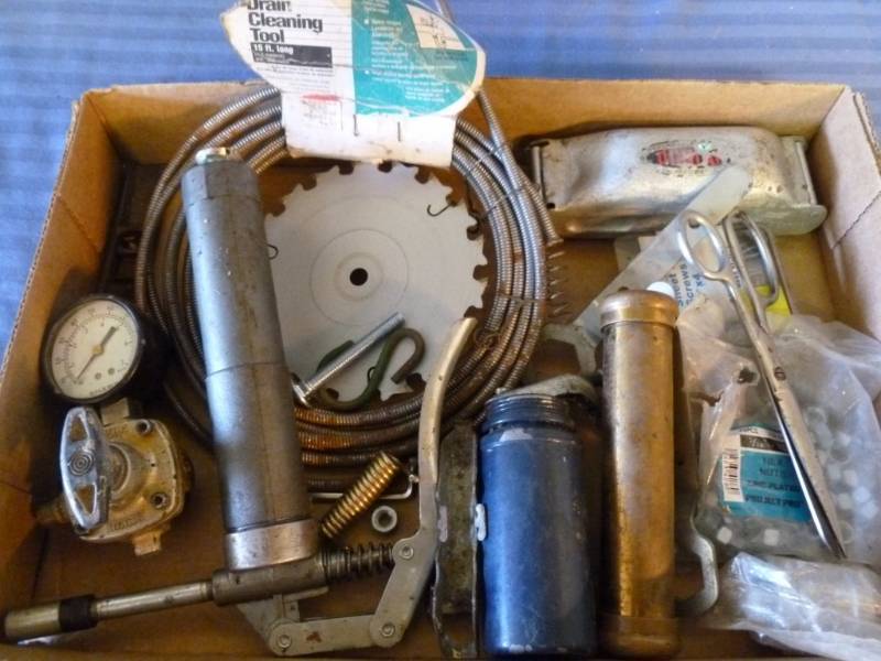 lot 219 image: Shop Items