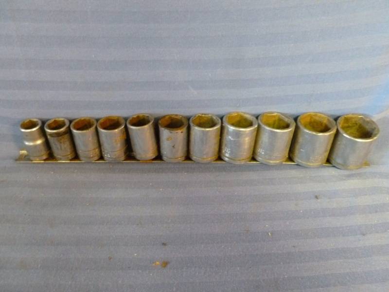 lot 222 image: Tools