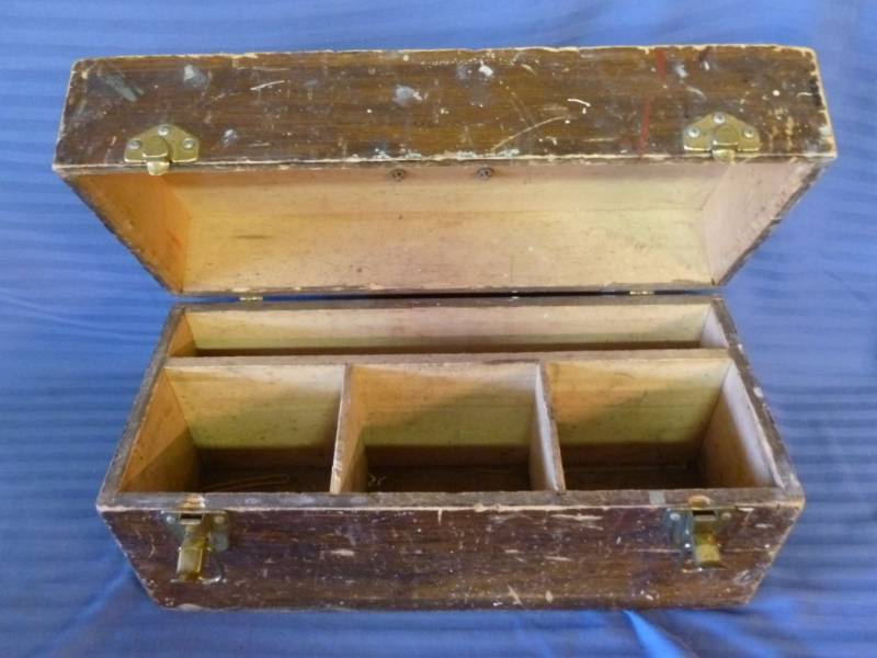 lot 236 image: Vintage Tool Box