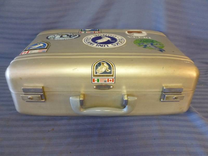 lot 241 image: Vintage Ammo Case