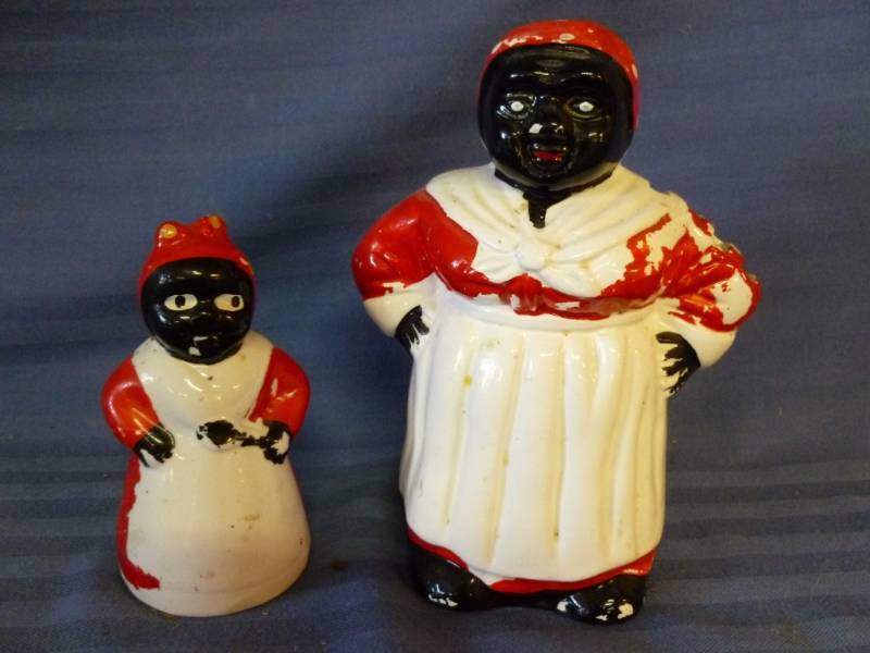 lot 245 image: Salt & Pepper Shaker