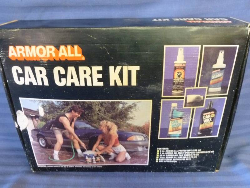 lot 279 image: Car Kit