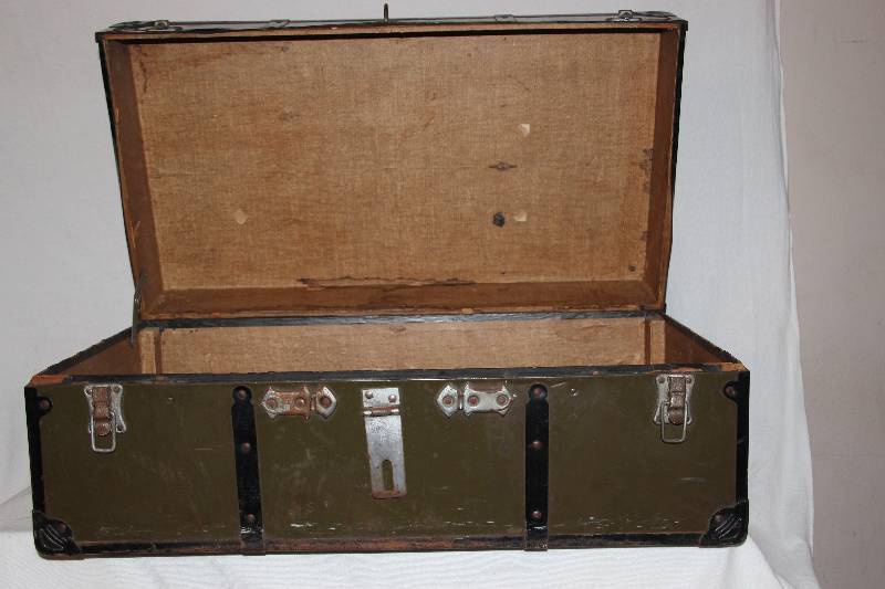 Vintage 1943 Shwayder Bros US Military Denver Co. Trunk/Foot