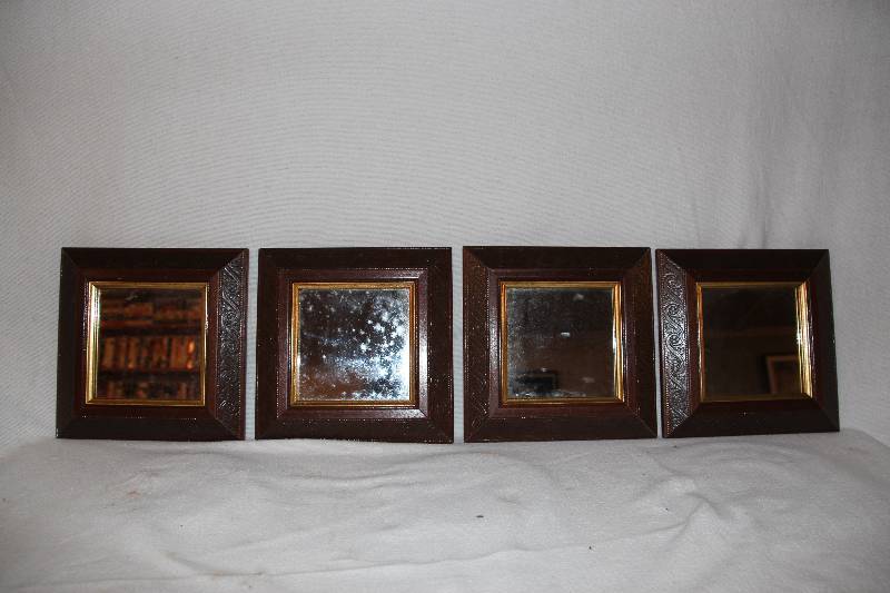 lot 8 image: Set of Four 8 Square Mirrors - Home Interiors