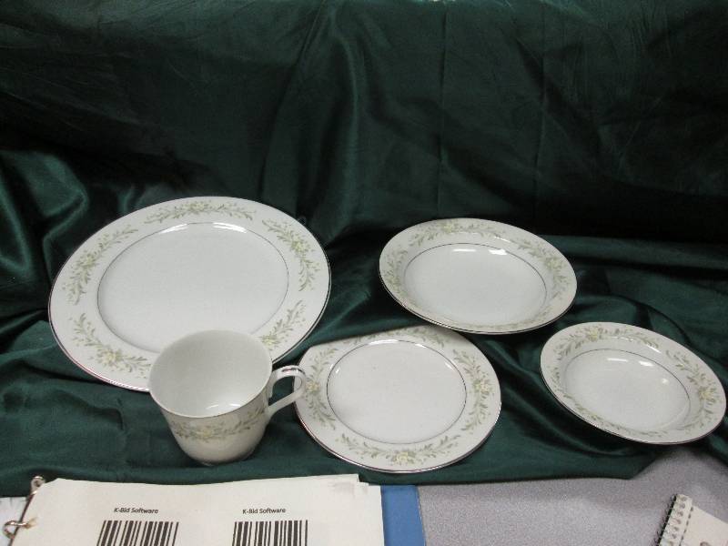 Grace in china dish set...