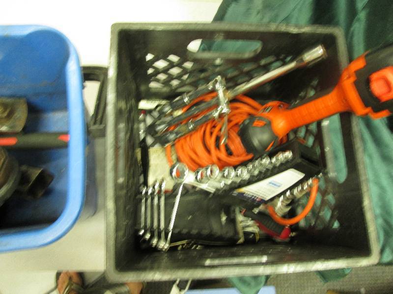 Cabelas size 10 boots and tools, r...