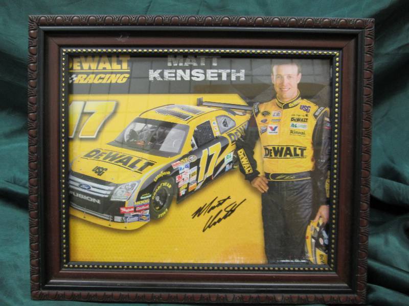 Autograph picture of Matt Kenseth...