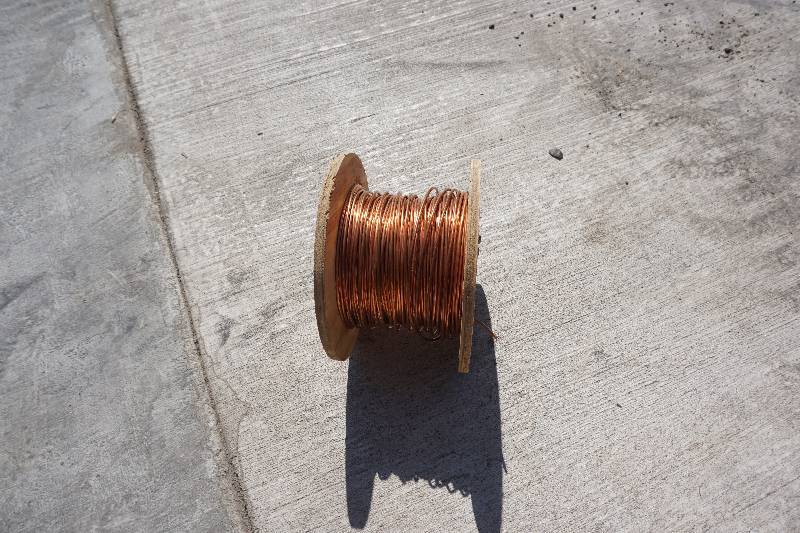 lot 22 image: 1 Spool of 8 AWG Solid Bare Copper Wire