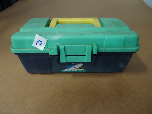 lot 12 image: Kids Tackle Box