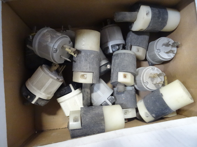 lot 47 image: Misc Plug  Ins