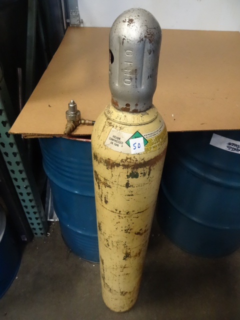 lot 50 image: Helium Tank with Filler Nozzle