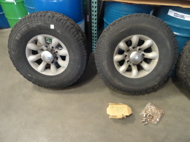 lot 84 image: Tires and Rims