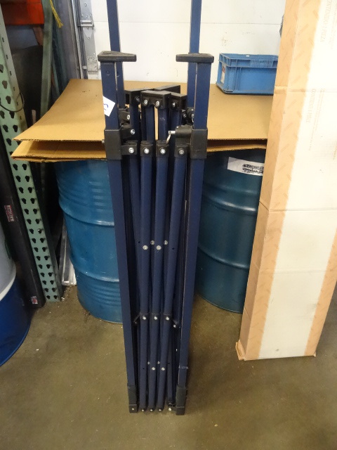 lot 93 image: Fold Up Canopy Frame
