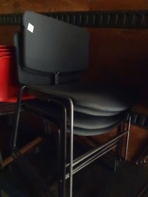 lot 123 image: 4 Metal Framed Stack Chairs