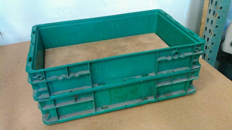 lot 172 image: Plastic Stackable Bins
