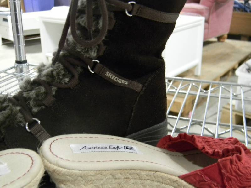 Adult Female Shoes (used)