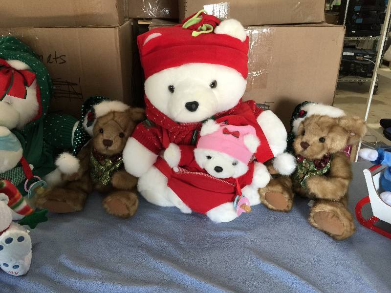 Christmas Themed Stuffed Animals