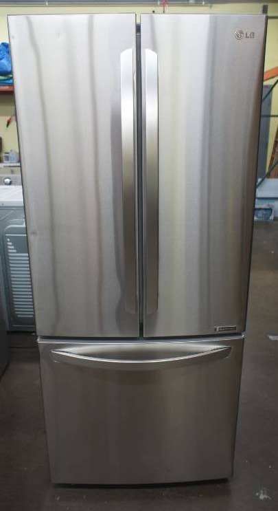 lot 4 image: LG Refrigerator - Model # (LFC22770ST)